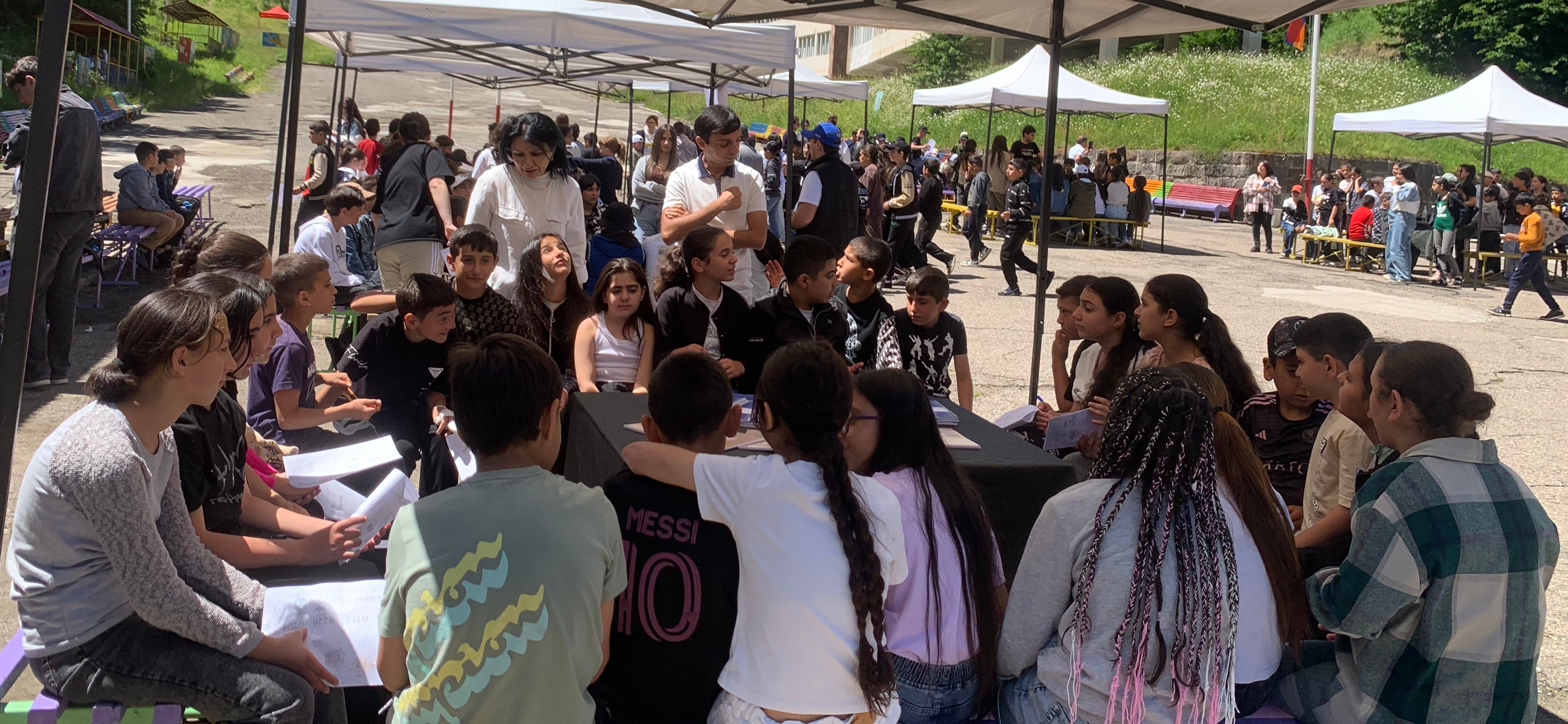     
            <span >
                    Հաշտ Ճամբար
                </span>
    